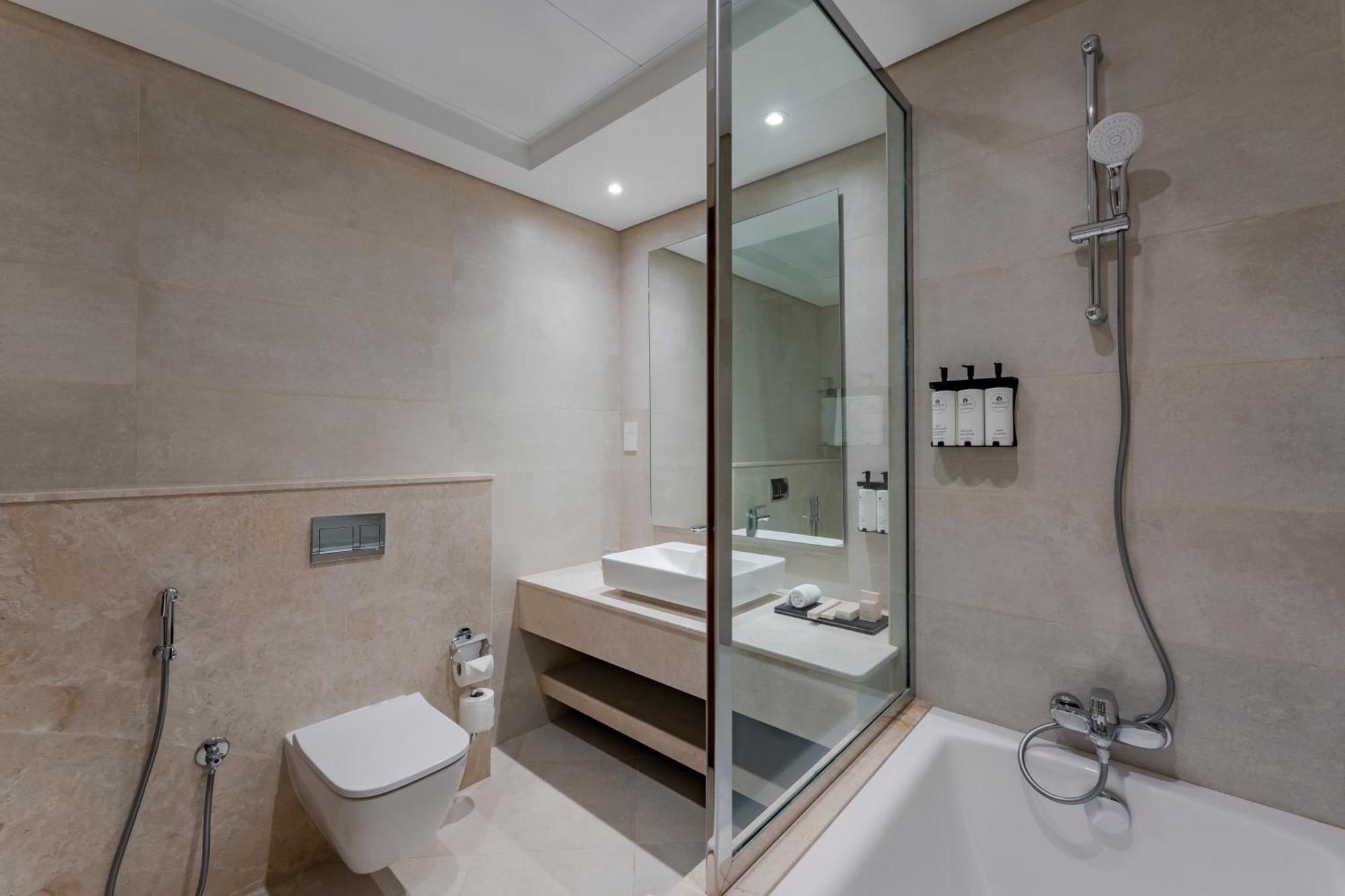 Курортный комплекс Park Regis By Islands 4*